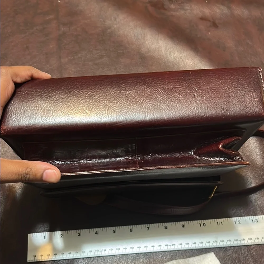 Franklin Covey Men's Brown Leather Messenger Bag with Tan Shoulder Pad